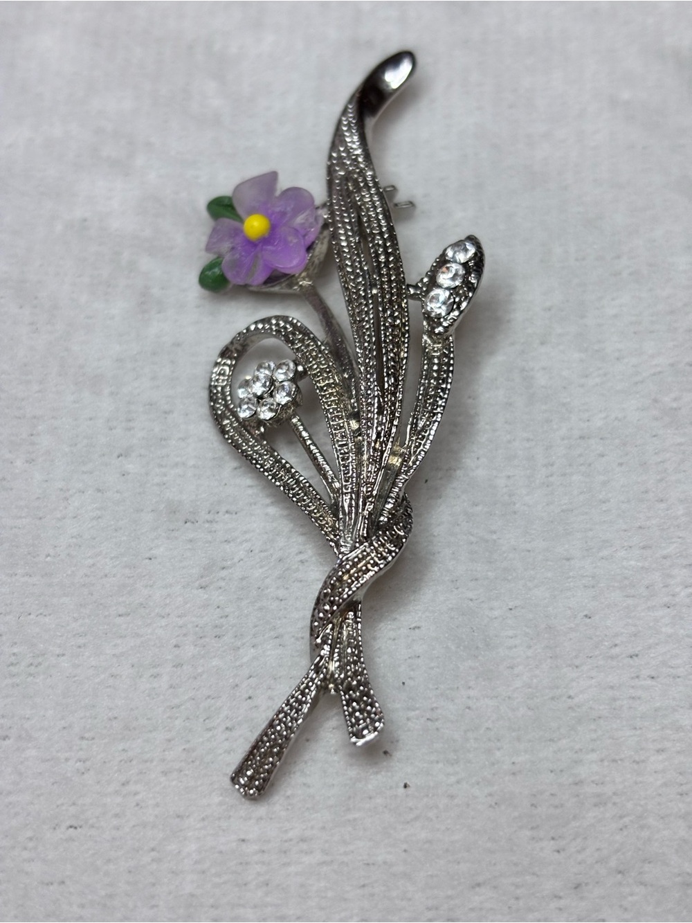 Vintage Purple Lucite Flower Rhinestone Floral Spray Brooch Silver Tone